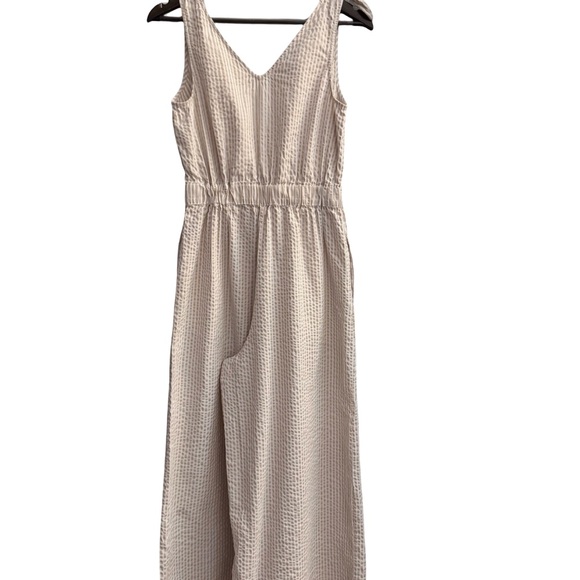 Level Eight Seersucker Stripe Wide Leg Jumpsuit Tie Shoulder Culotte Romper Sz S - Picture 3 of 6